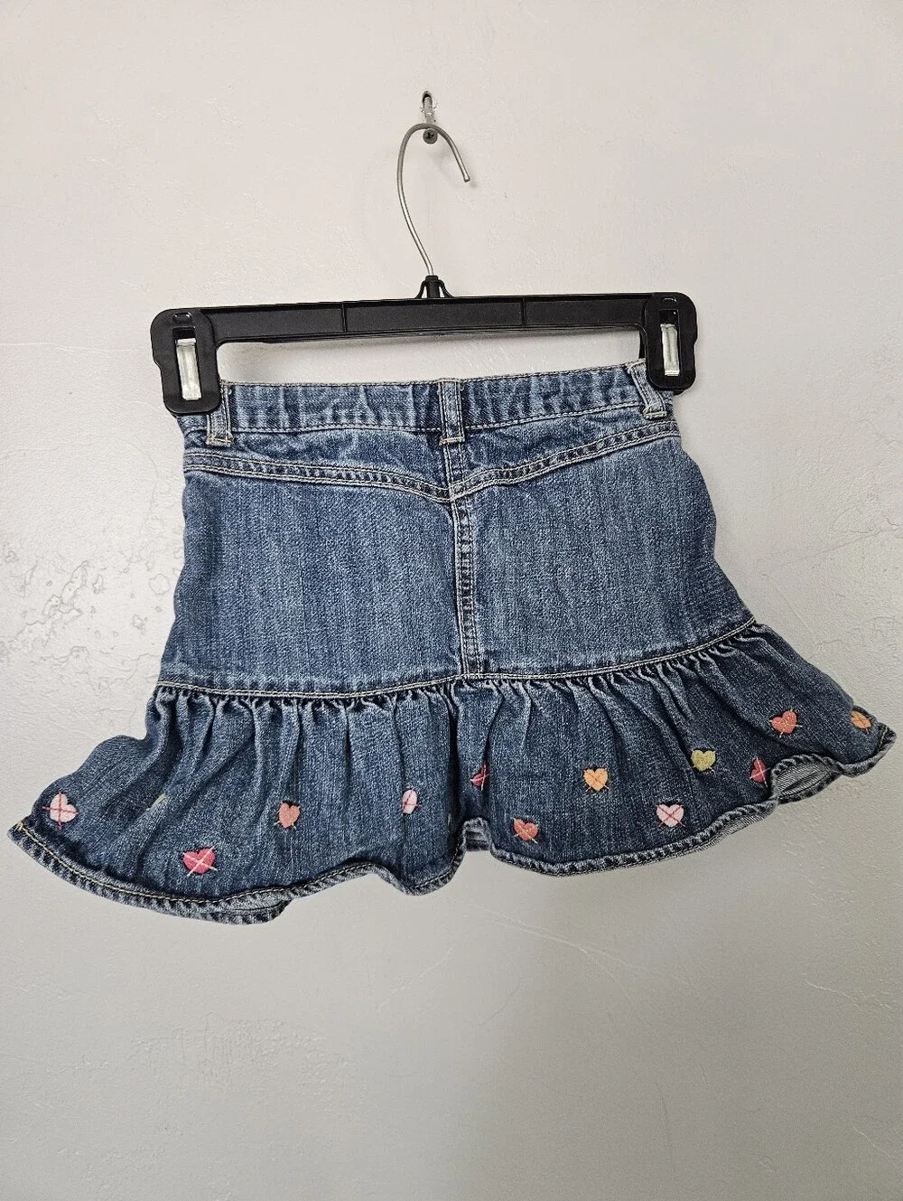 Gymboree Girls 6 Denim Ruffle Mini Skirt Skort Multicolor Heart Embroidered Blue